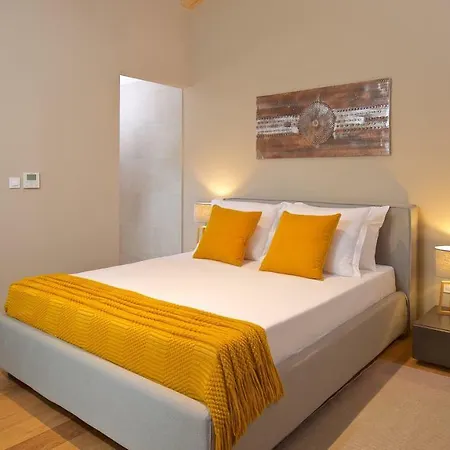 6 Bedrooms New With Amazing Views! Villa