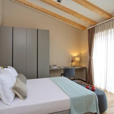 Villa 6 Bedrooms New With Amazing Views! *